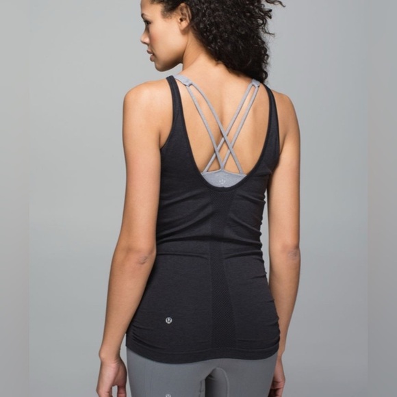 NWOT Lululemon In The Flow Tank- Size 8 - Picture 3 of 8